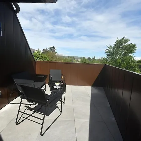 Up, Proche Basel, Loft Sous Combles & Vue 圣路易