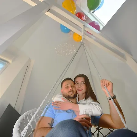 公寓 Up, Proche Basel, Loft Sous Combles & Vue 圣路易